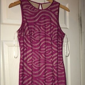 Women's purple sleeveless dress